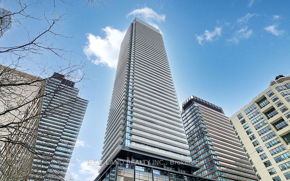 501 Yonge