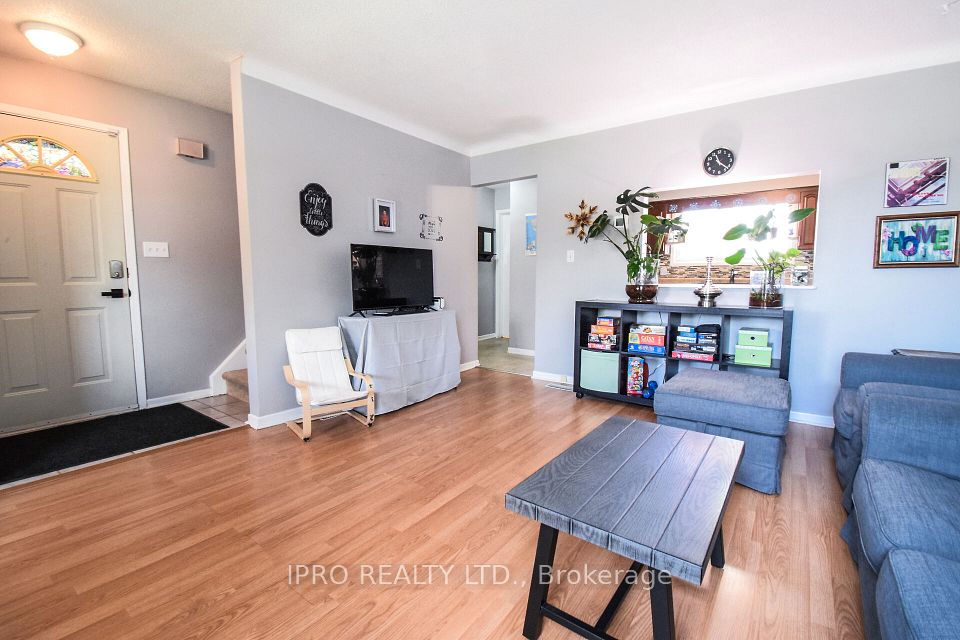 45 Brackencrest Road, St. Catharines, ON L2P 3K7