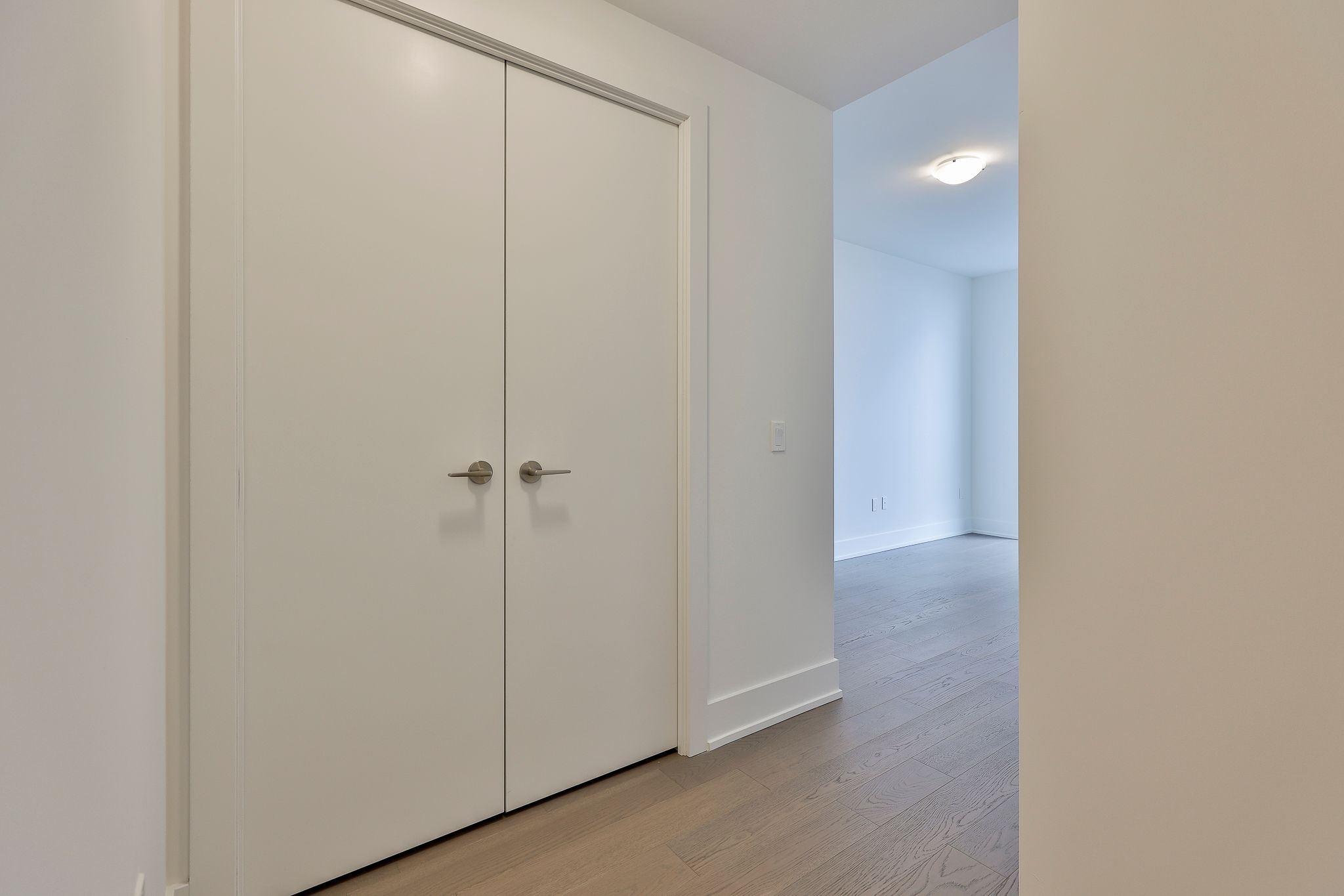 1 Yorkville Avenue 4503