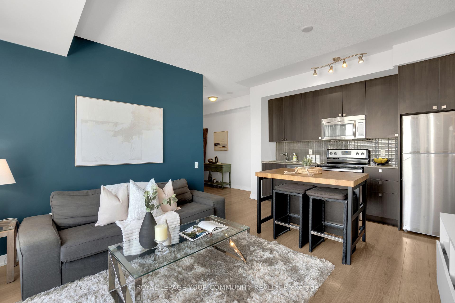 2 Bedrooms Condo at 775 King, Toronto For sale