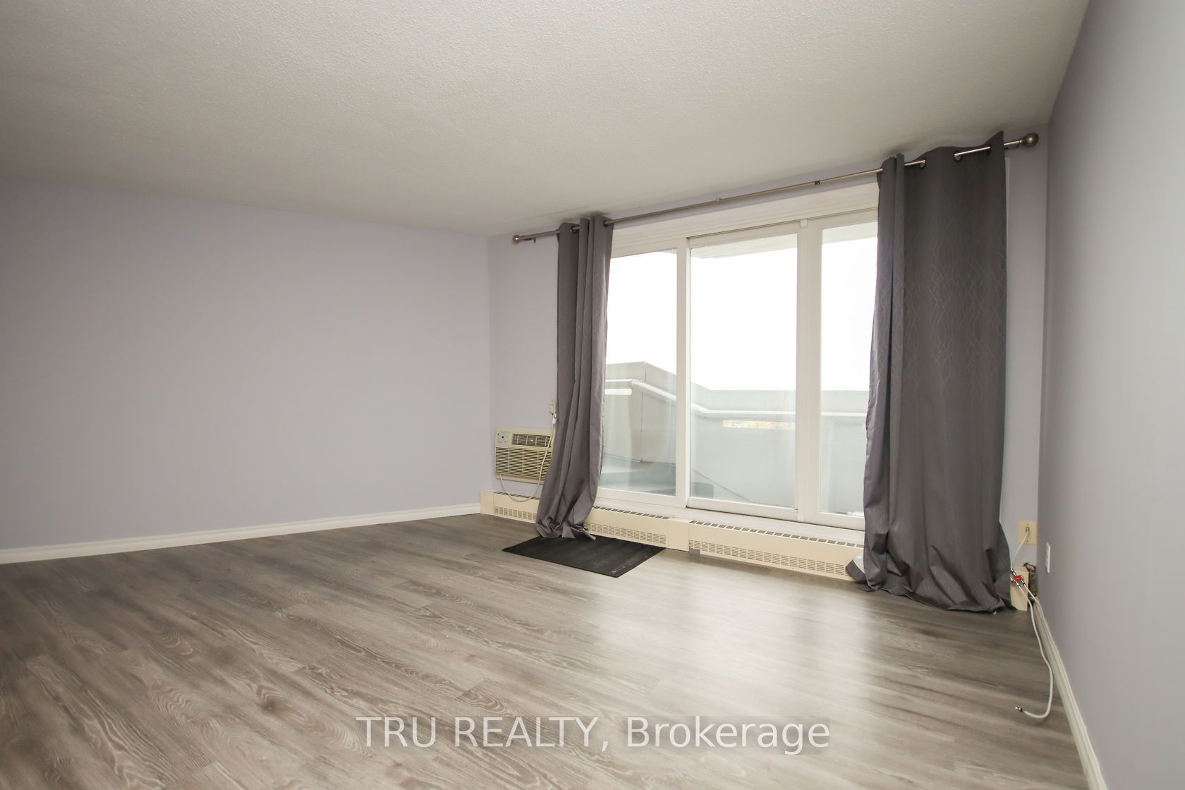 1081 AMBLESIDE Drive, #1604