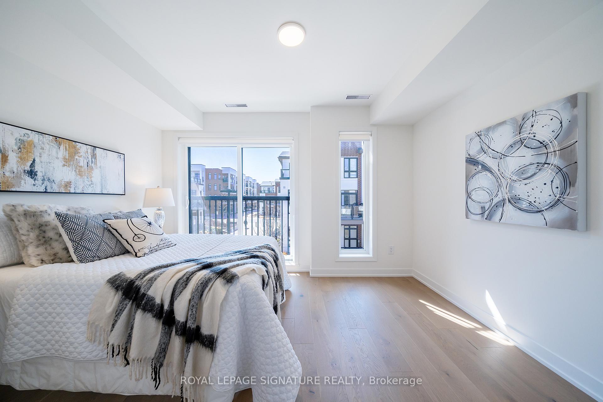 3 Bedrooms Condo at 110 Canon Jackson, Toronto For sale