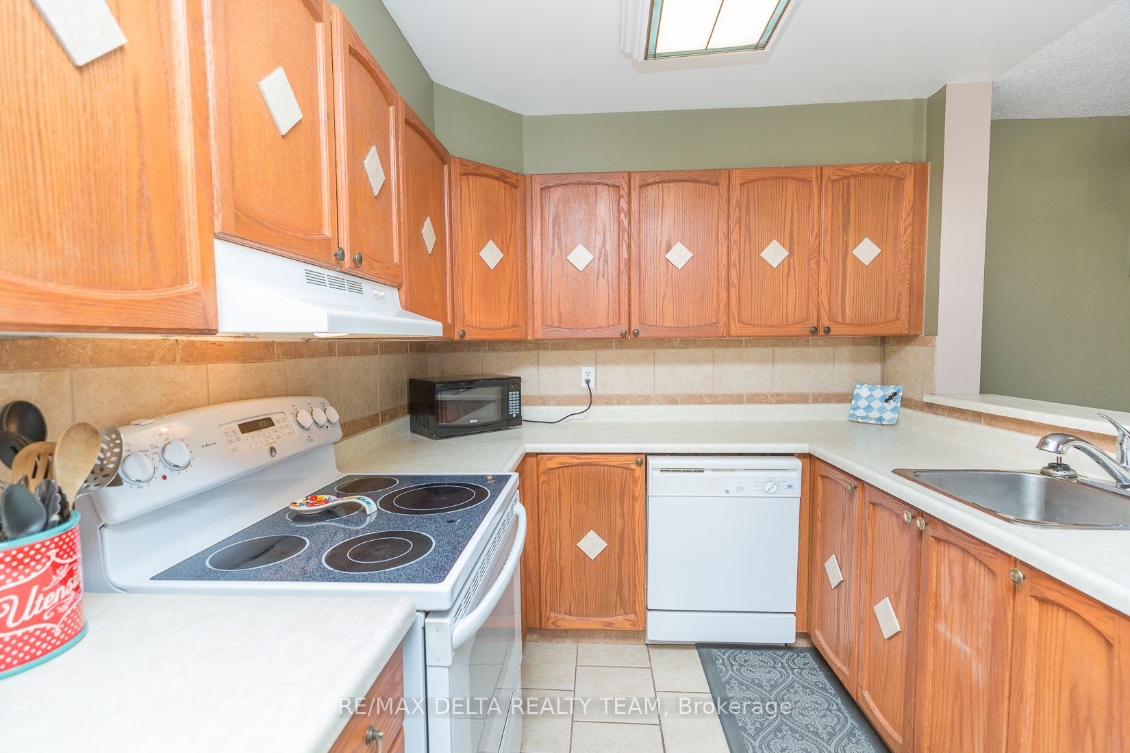 520 Canteval Terrace, #205