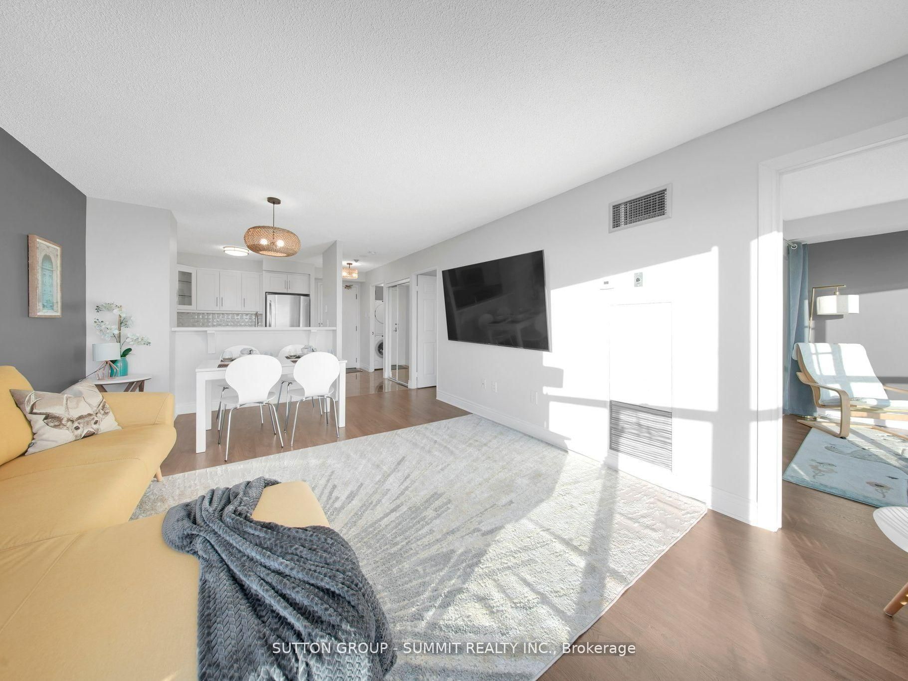 2155 Burnhamthorpe Road W, #1208