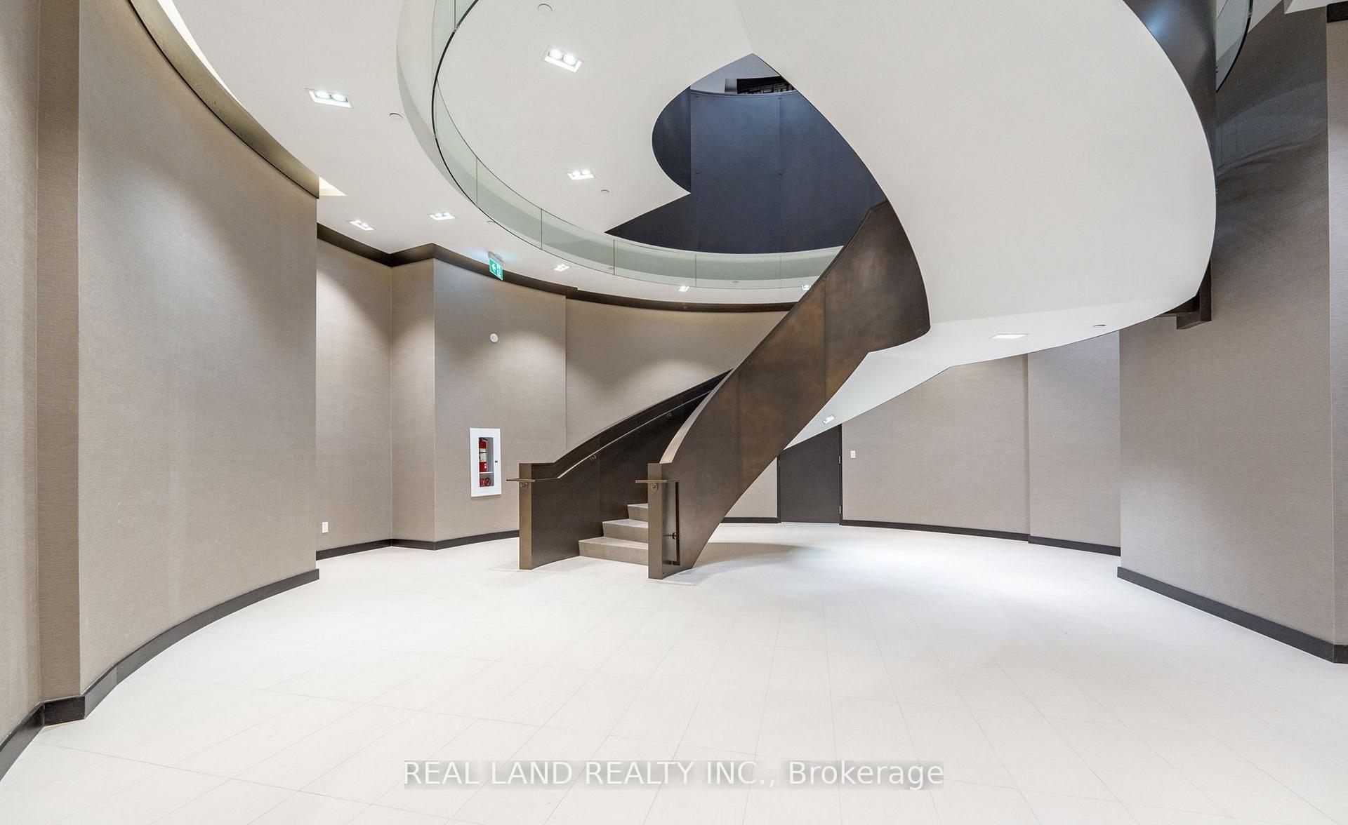 2 Bedrooms Condo at 501 Yonge, Toronto For sale