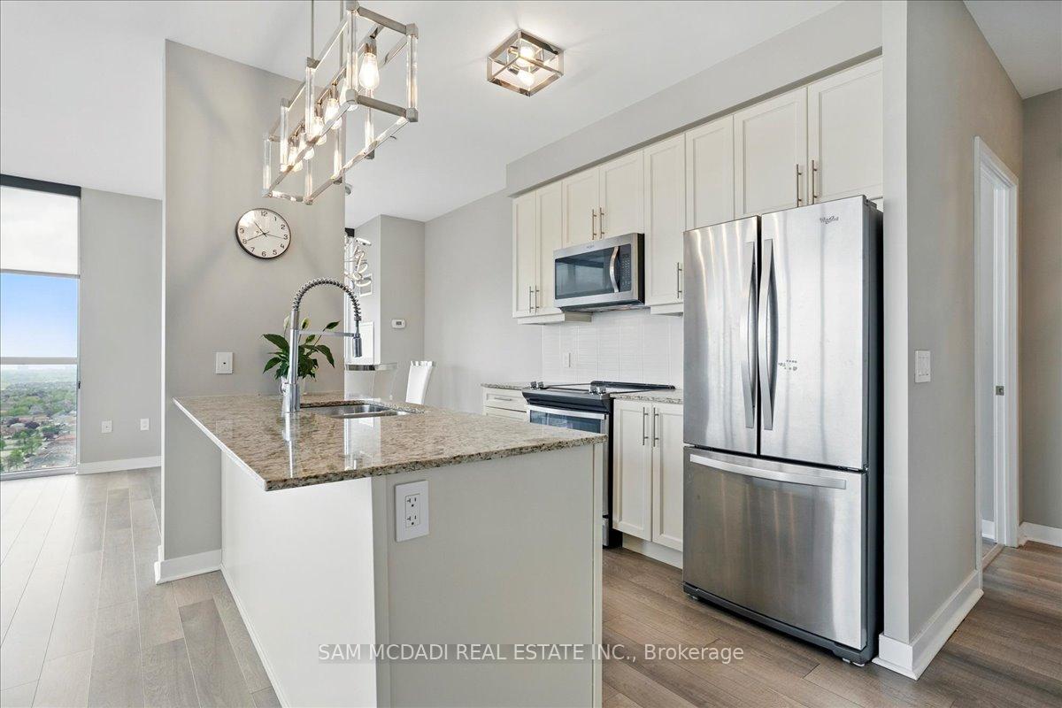 2 Bedrooms Condo at 3975 Grand Park, Mississauga For sale