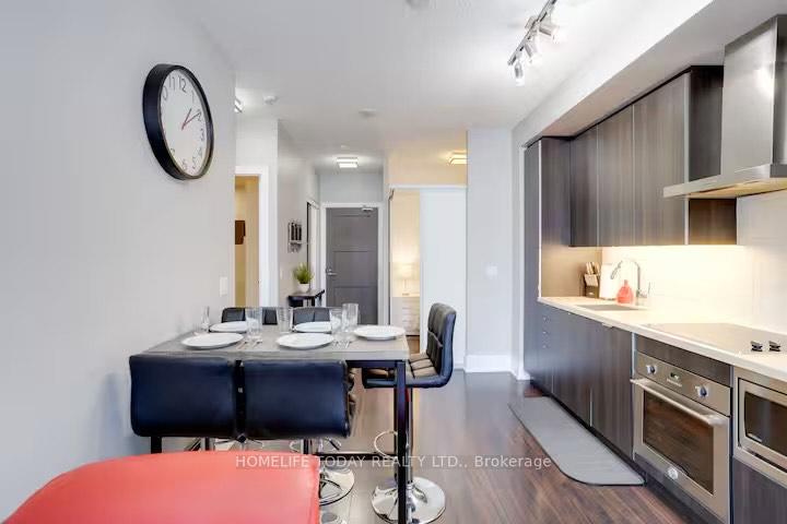 2 Bedrooms Condo at 300 Front, Toronto For sale