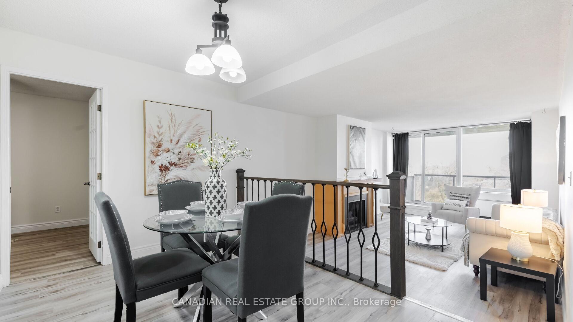 3 Bedrooms Condo at 20 Speers, Oakville For sale
