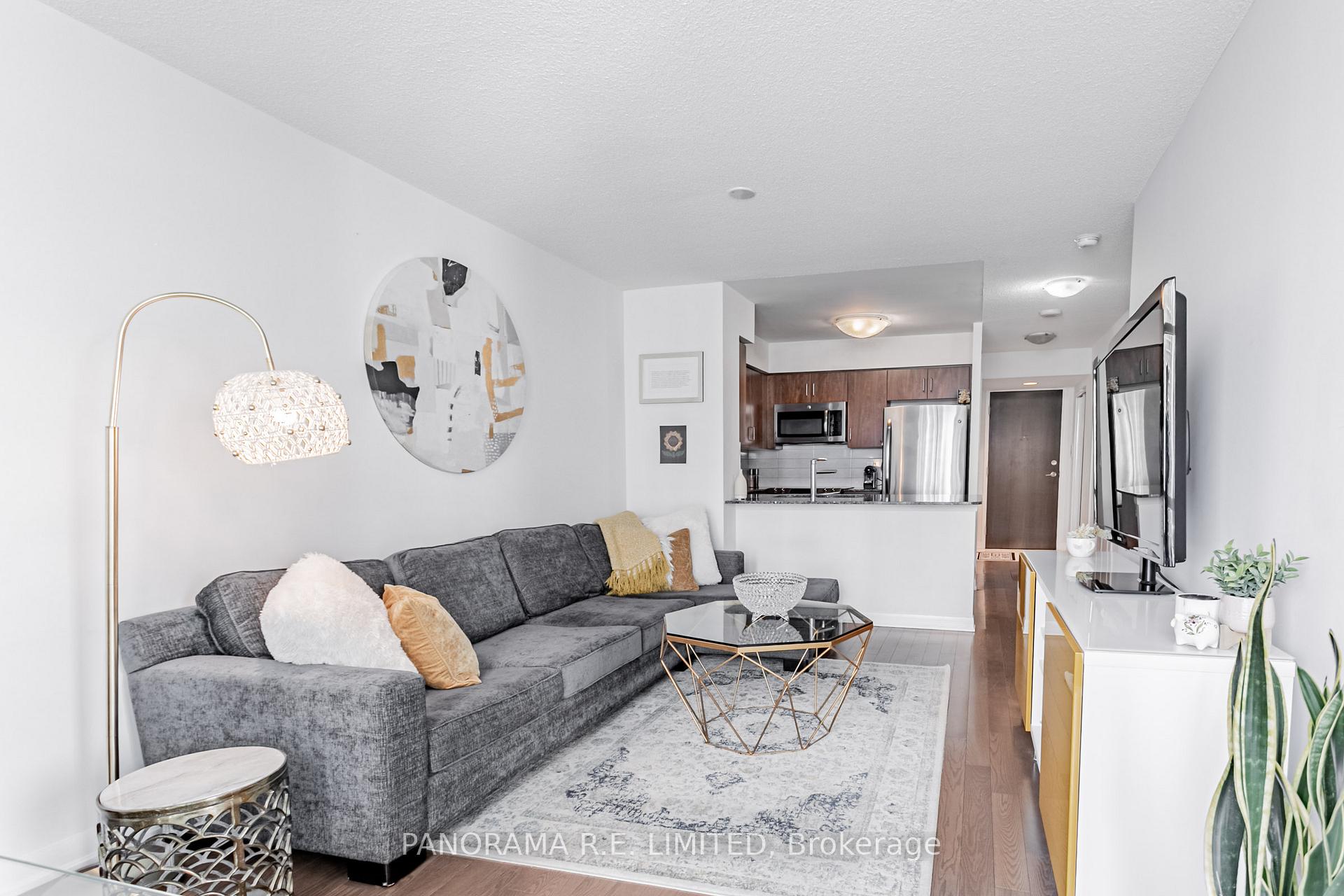 2 Bedrooms Condo at 205 Sherway Gardens, Toronto For sale
