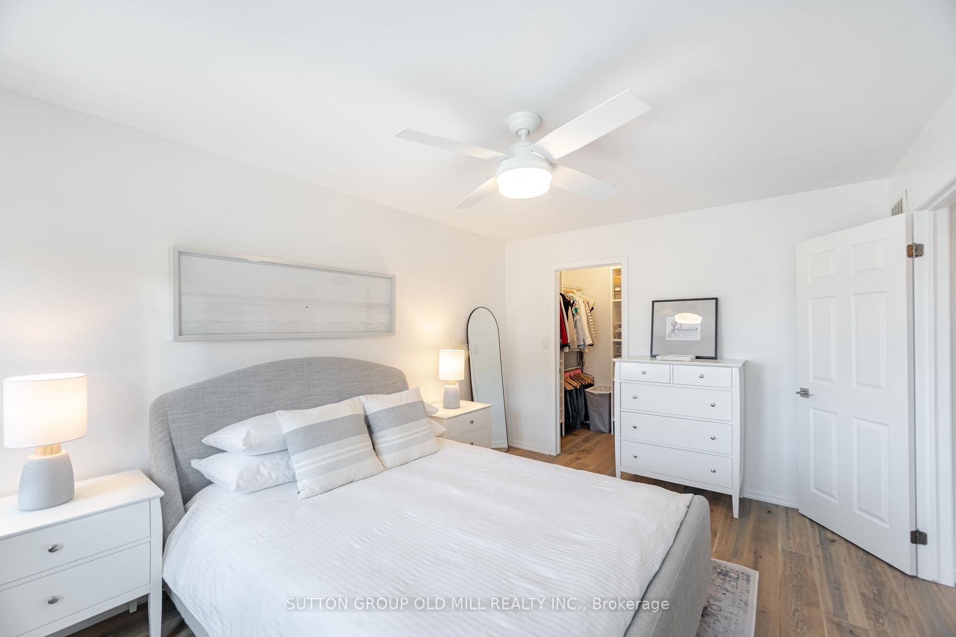 2 Bedrooms Condo at 3050 Rotary,  Burlington For sale