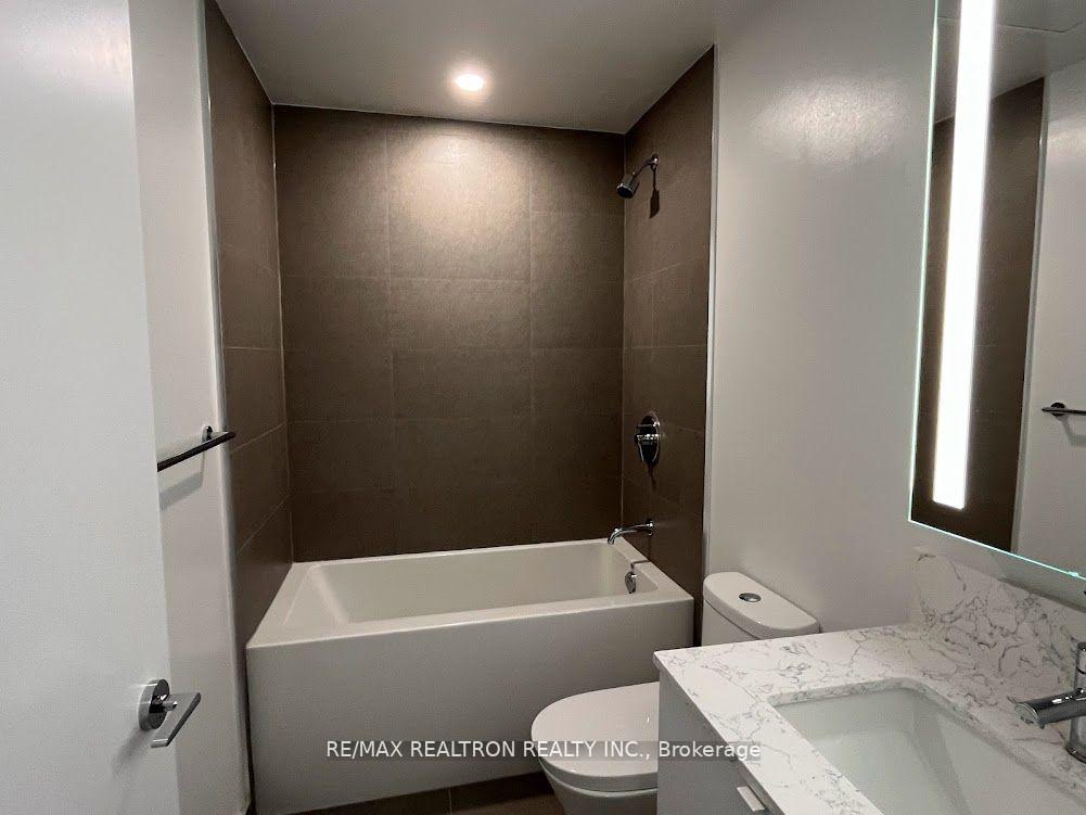 1 Bedroom Condo at 270 Dufferin, Toronto For sale