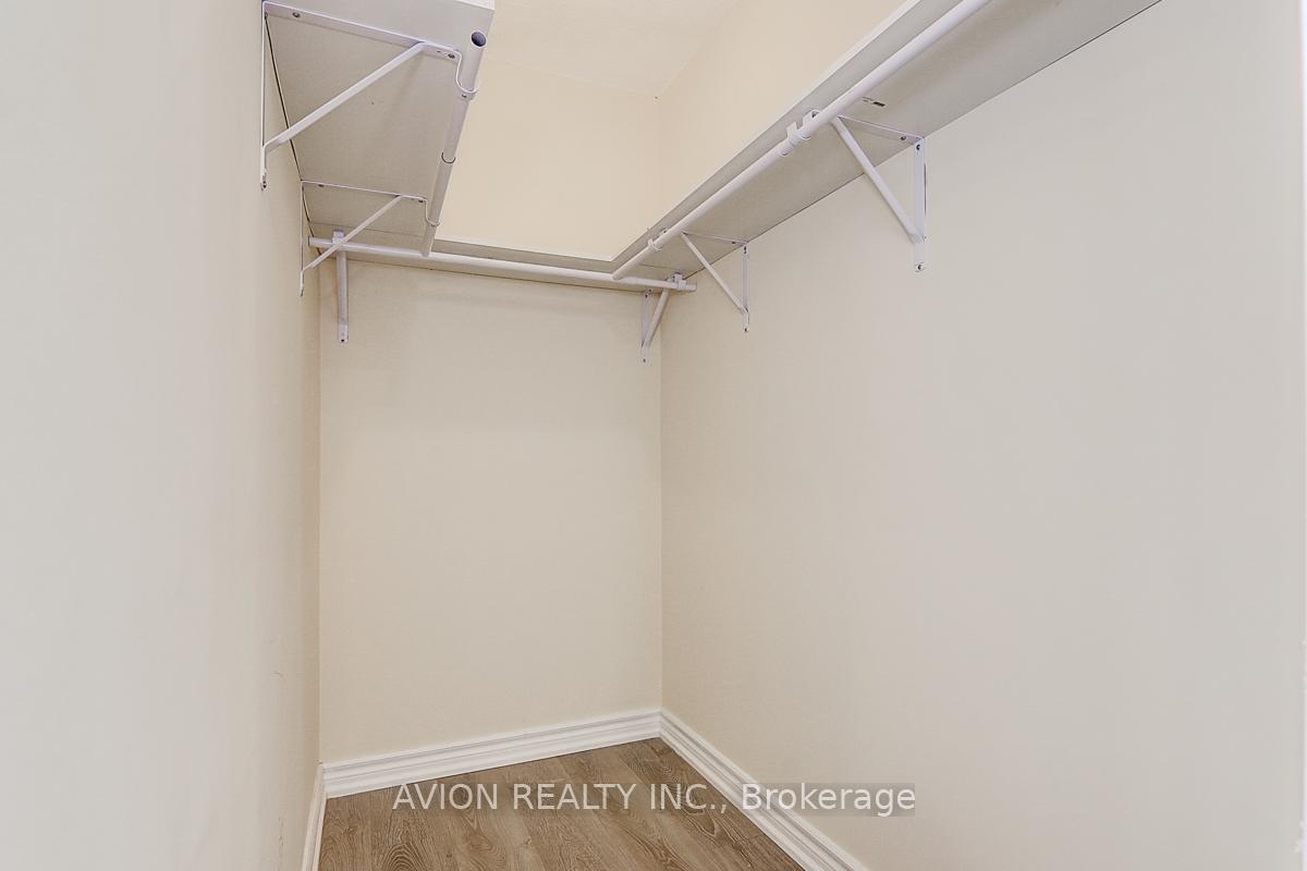 2 Bedrooms Condo at 3050 Ellesmere, Toronto For sale