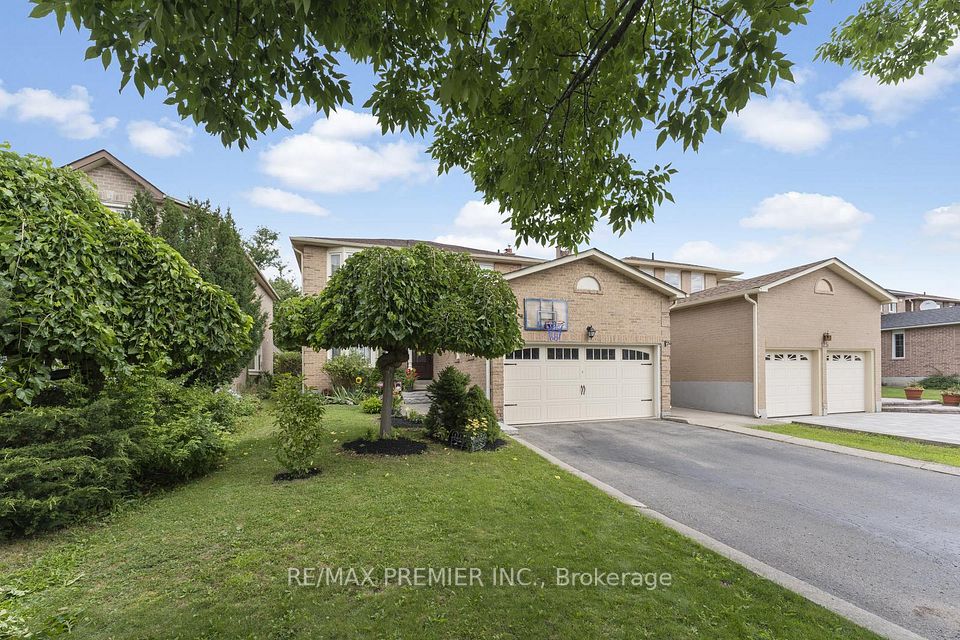 127 O'Connor Crescent, Richmond Hill, ON L4C 7R7