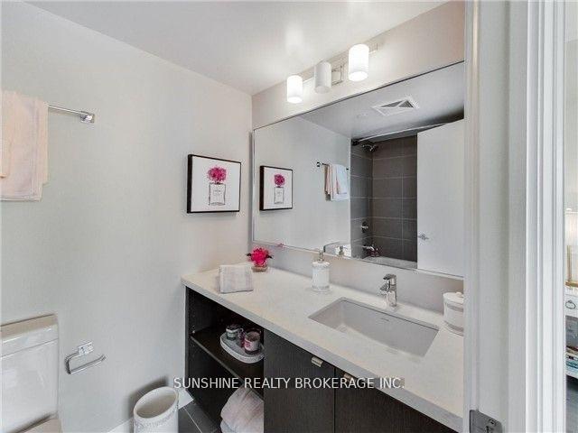 2 Bedrooms Condo at 155 Yorkville,  Toronto For sale