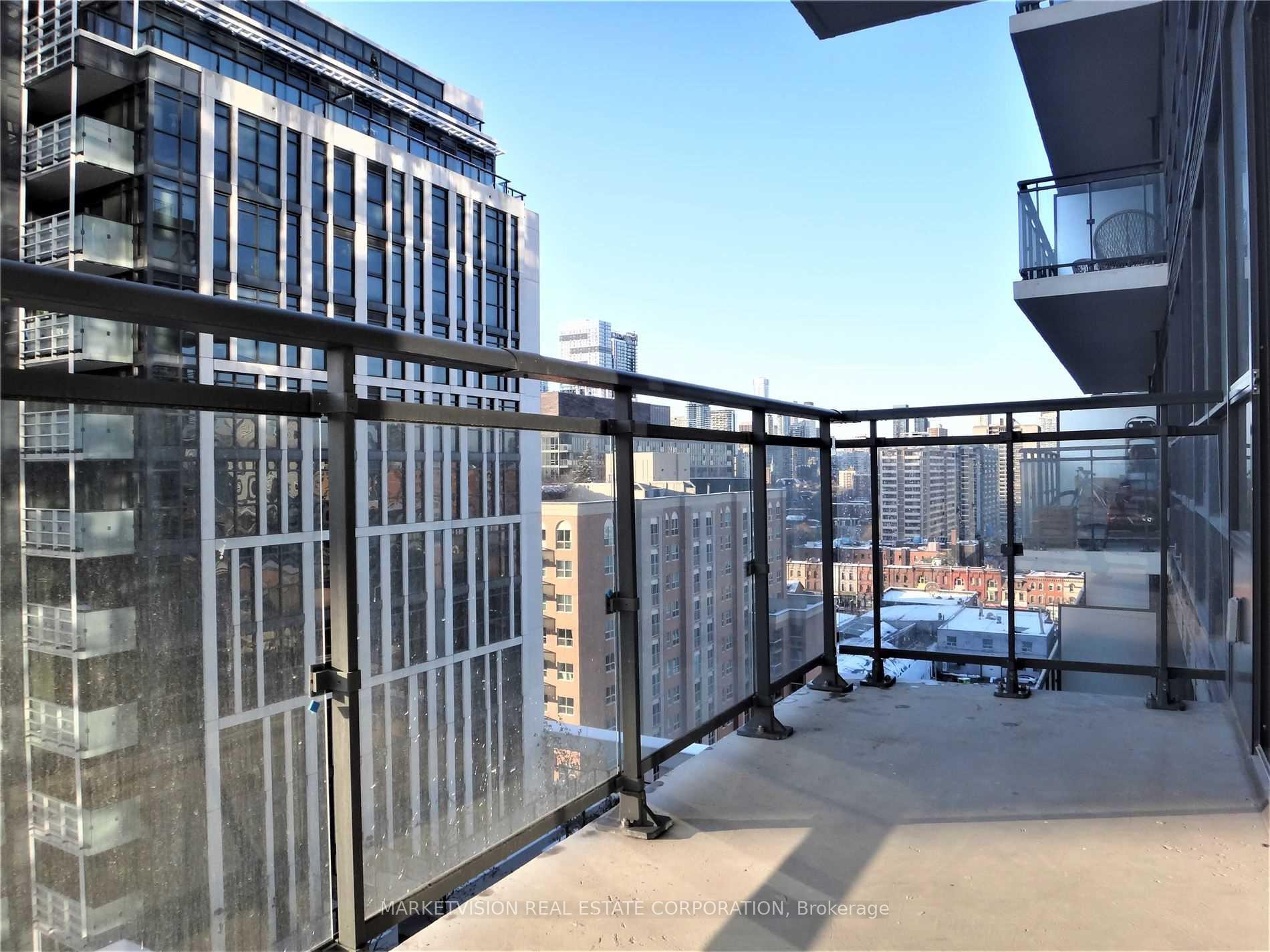 1 Bedroom Condo at 460 Adelaide,  Toronto For sale