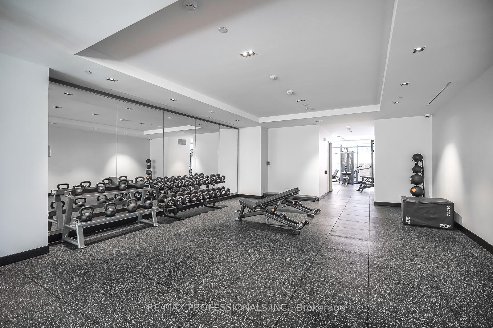 2 Bedrooms Condo at 65 Mutual, Toronto For sale