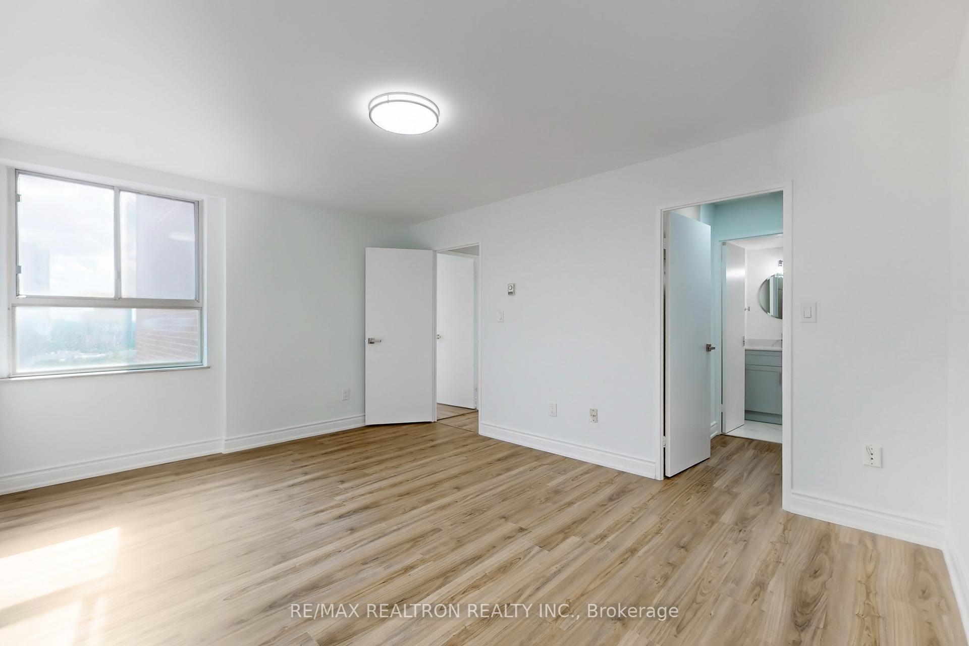 3 Bedrooms Condo at 1 Massey, Toronto For sale