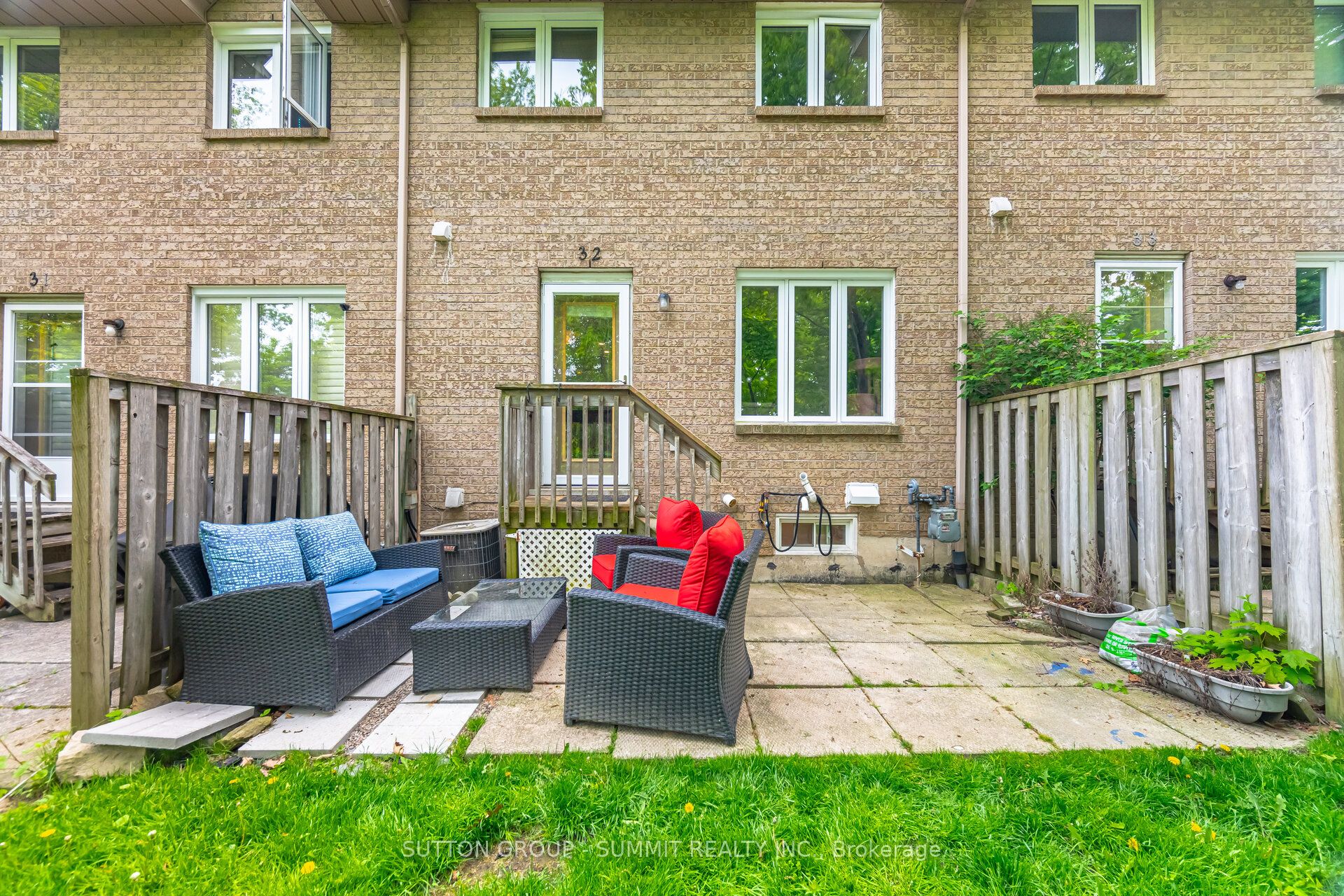 1809 Upper Wentworth Street, #32