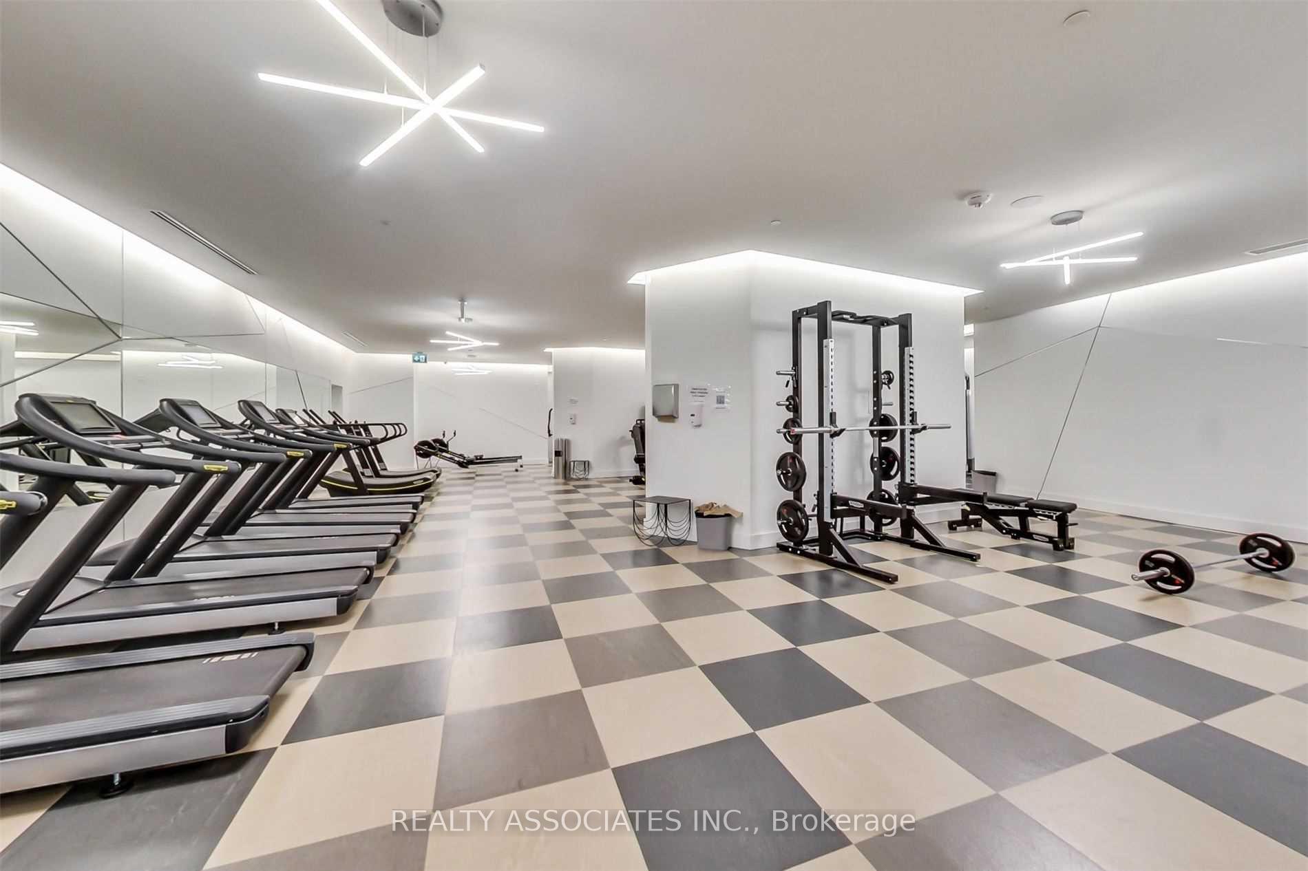 2 Bedrooms Condo at 30 Ordnance, Toronto For sale