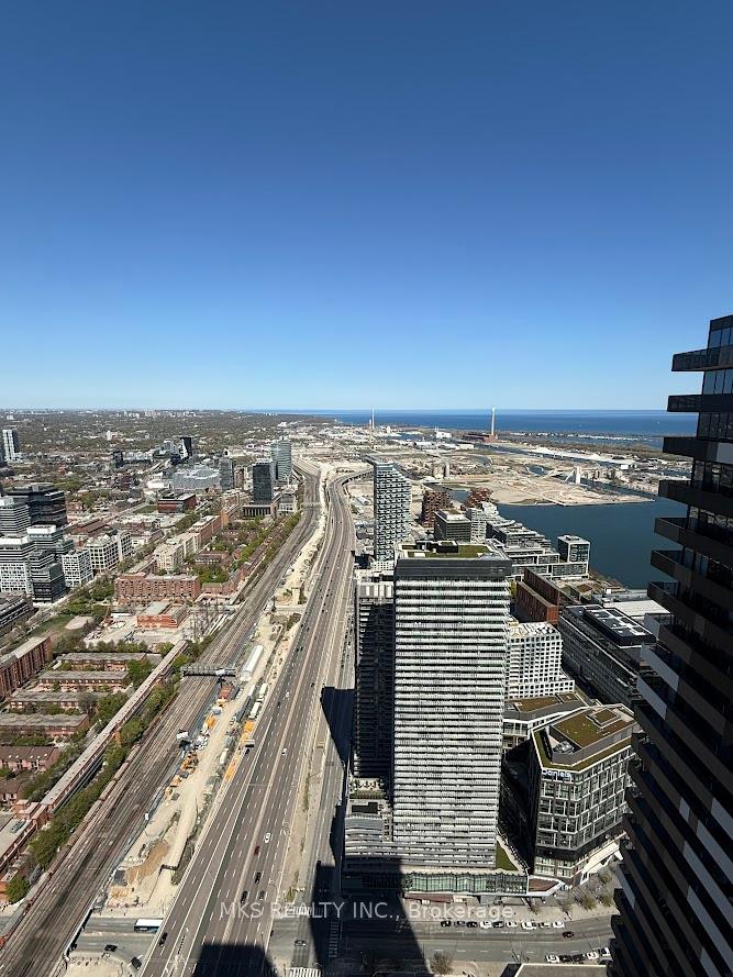 1 Bedroom Condo at 55 Cooper, Toronto For sale