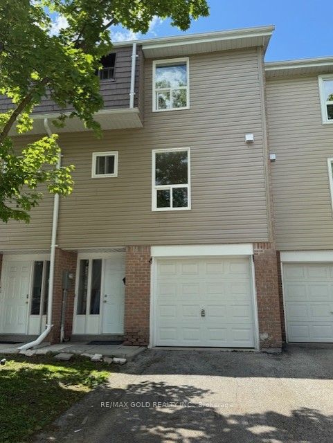 40 Ellis Drive