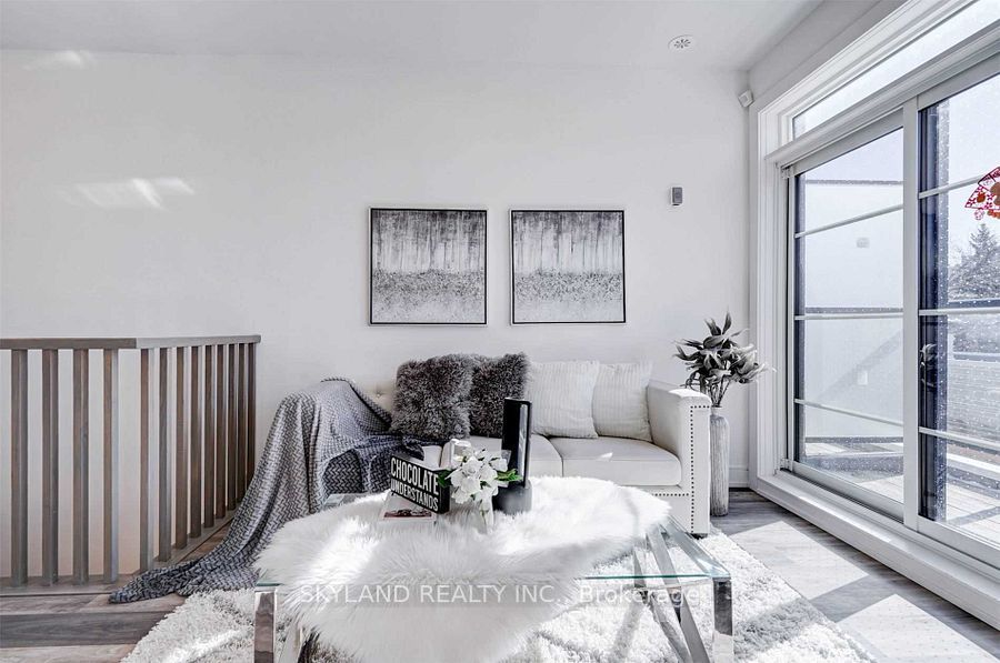 57 Finch Avenue W, #41