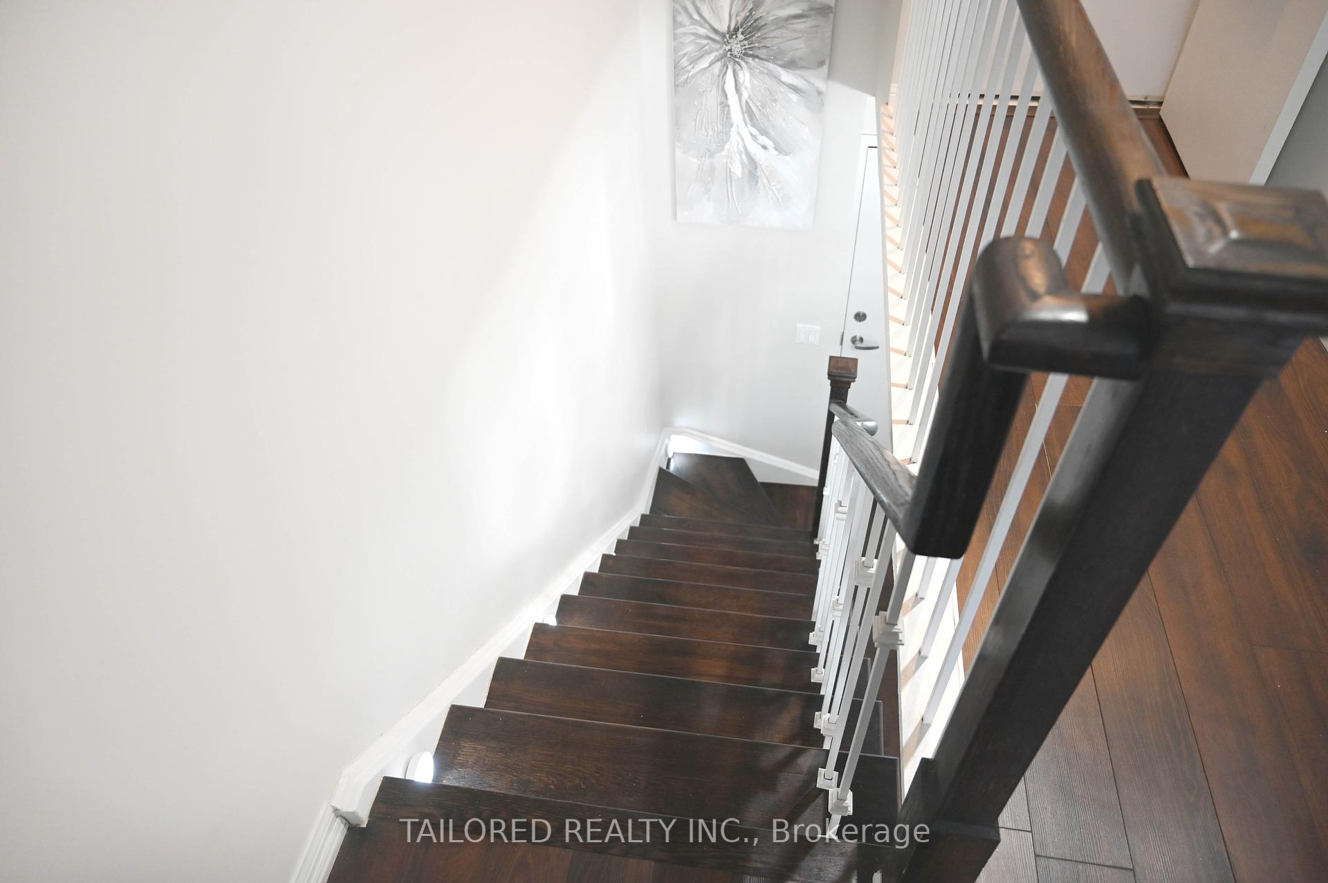 1 Bedroom Condo at 119 Merton, Toronto For sale