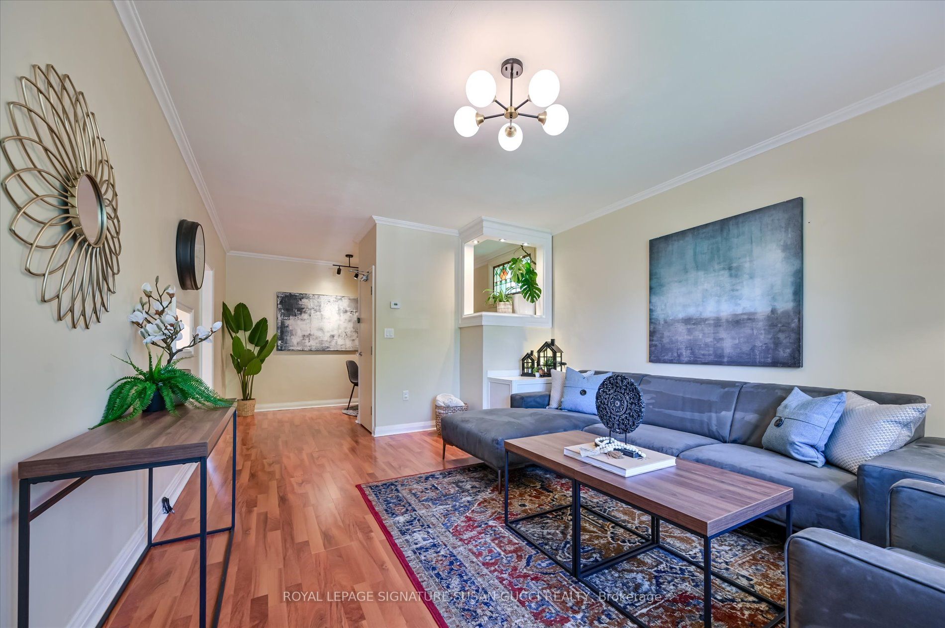 1006 Victoria Park Avenue