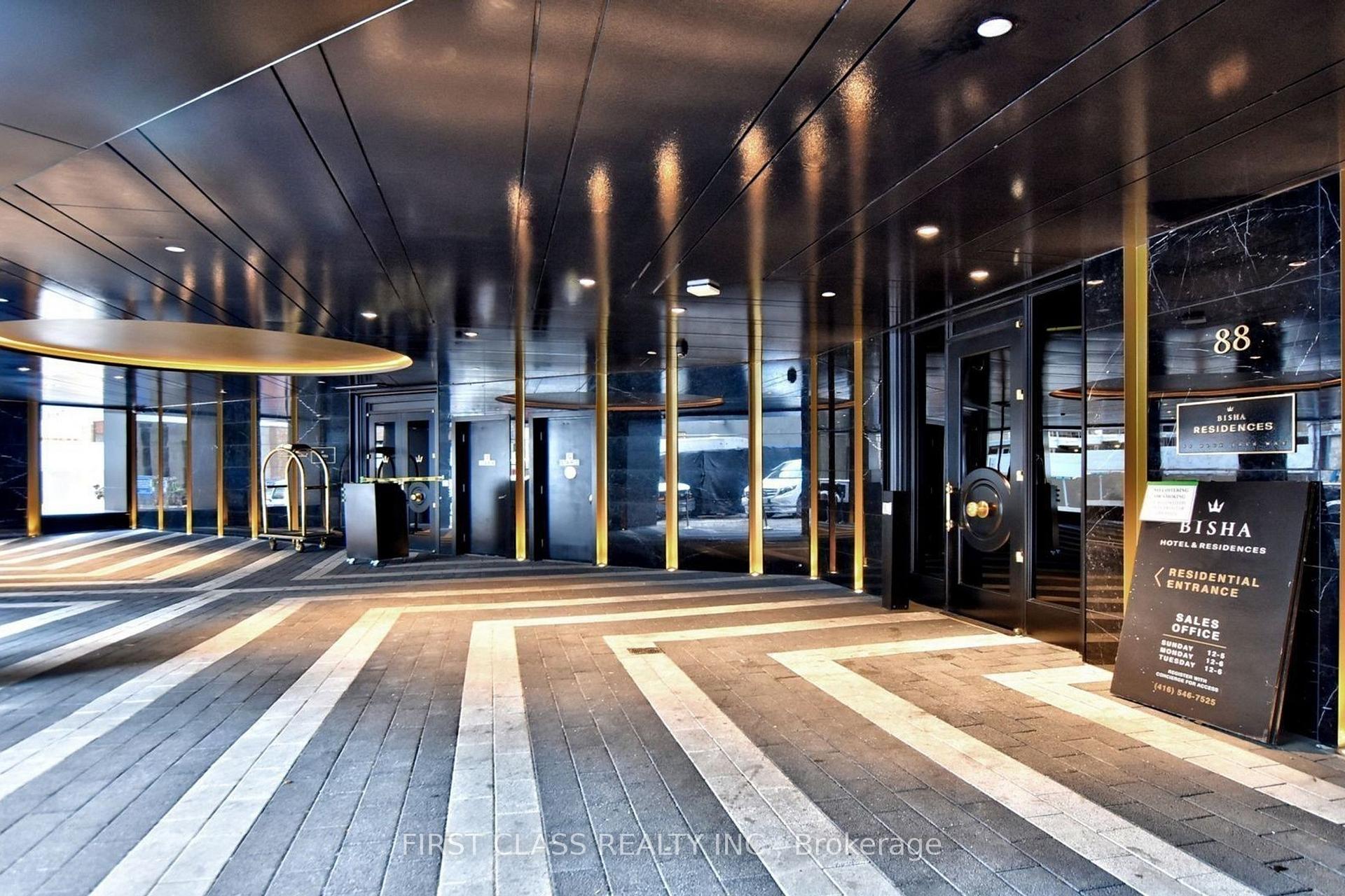 3 Bedrooms Condo at 88 Blue Jays, Toronto For sale