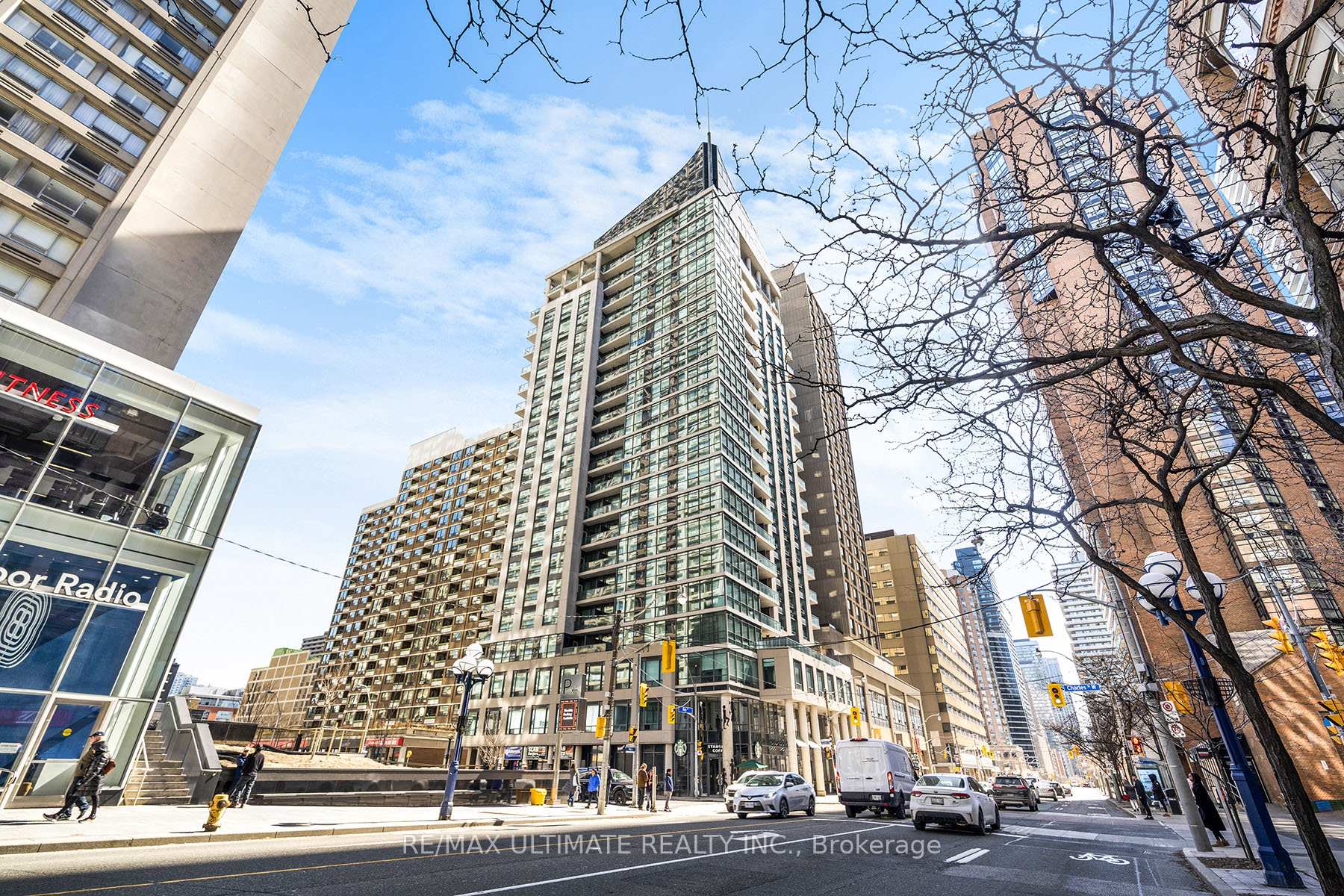 2 Bedrooms Condo at 1121 Bay, Toronto For sale