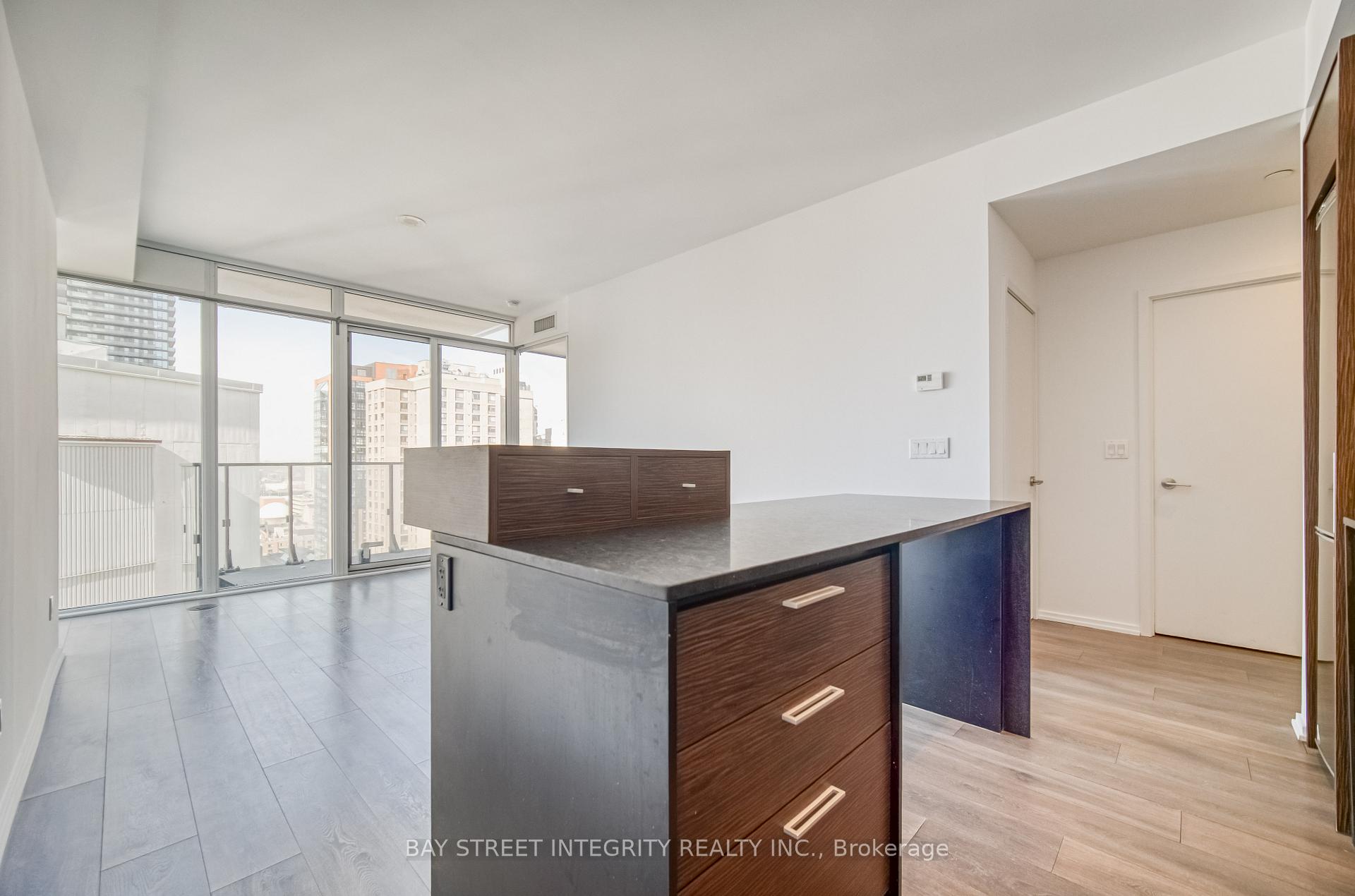 1 Bedroom Condo at 75 St Nicholas, Toronto For sale