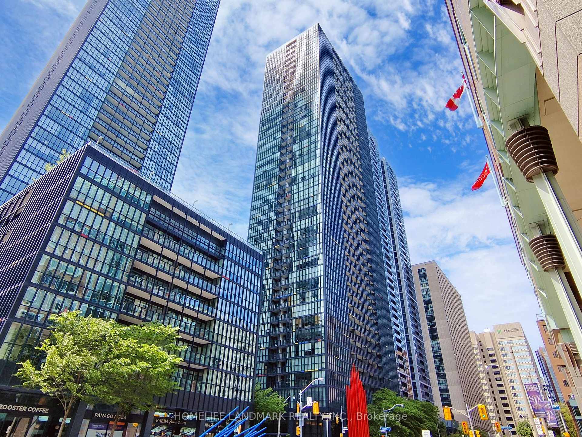 3 Bedrooms Condo at 110 Charles, Toronto For sale
