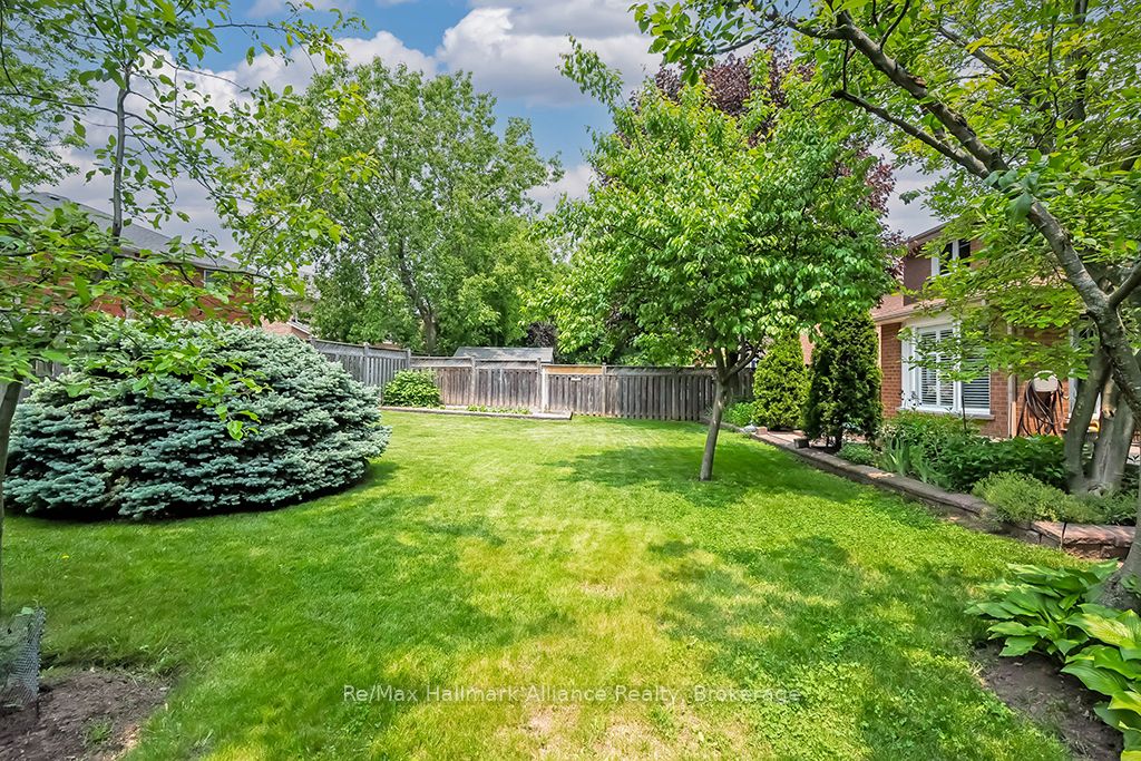 1151 Manor Road