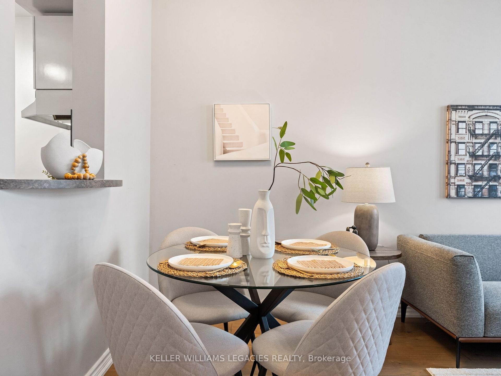 1 Bedroom Condo at 39 Jarvis, Toronto For sale