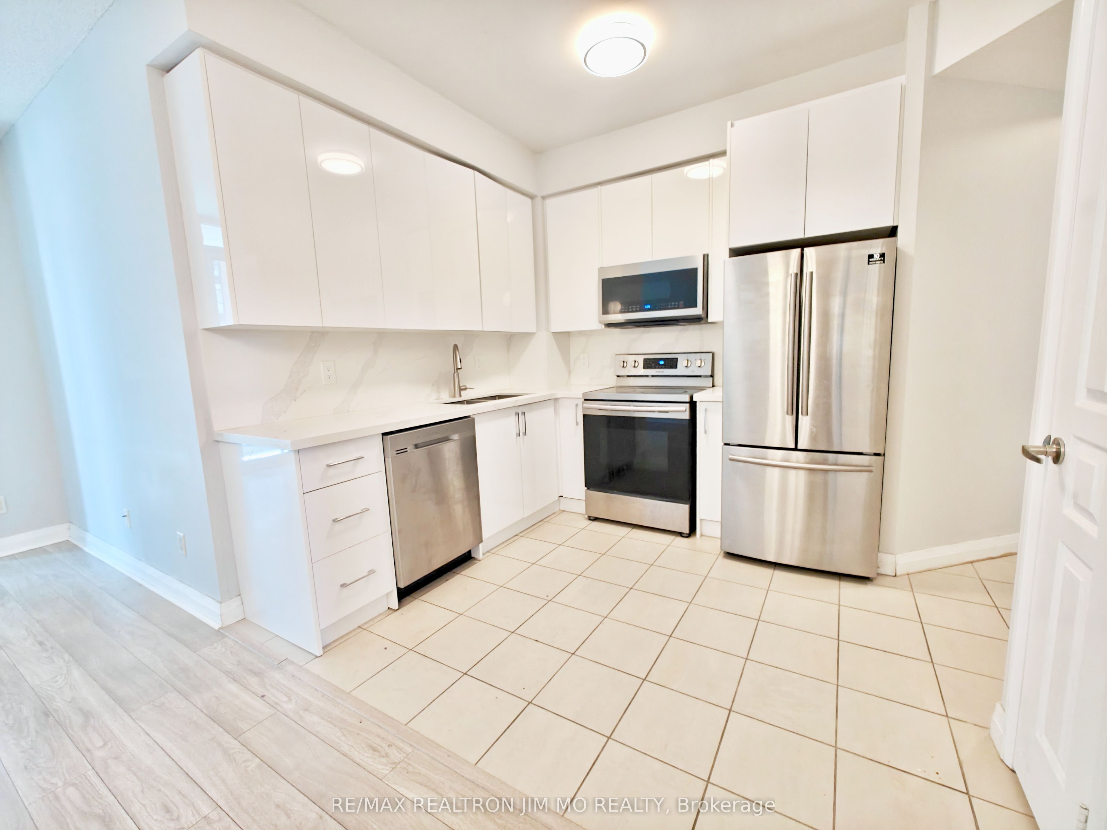 1121 Bay Street, #1401