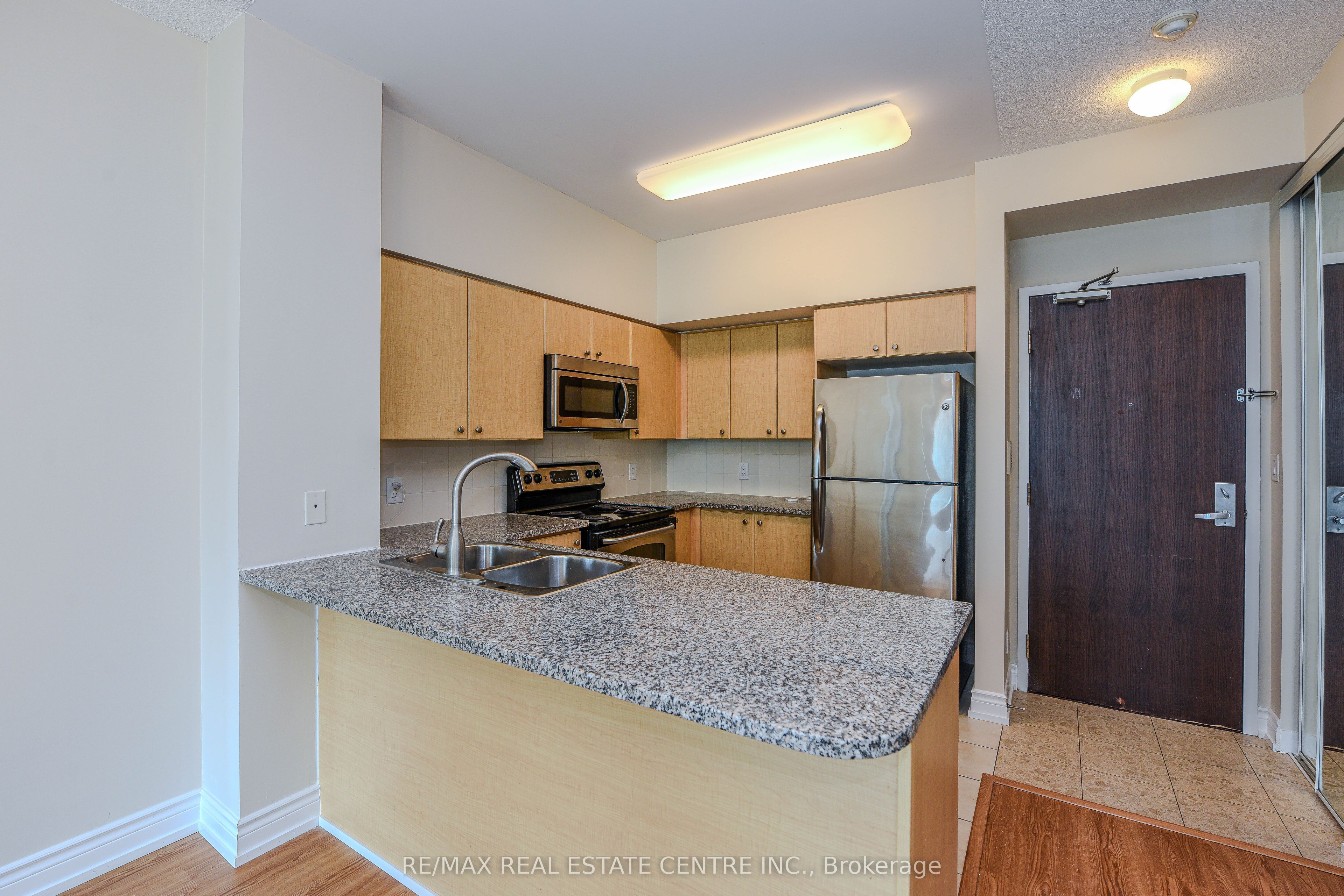 335 Rathburn Road W, #2107