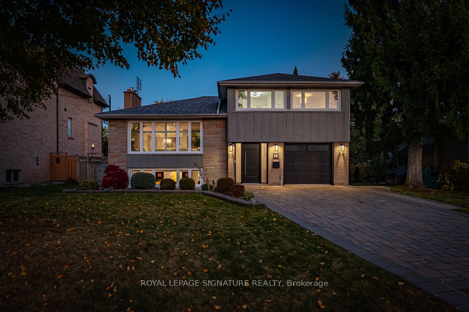 21 Page Avenue, Toronto, ON M2K 2B3