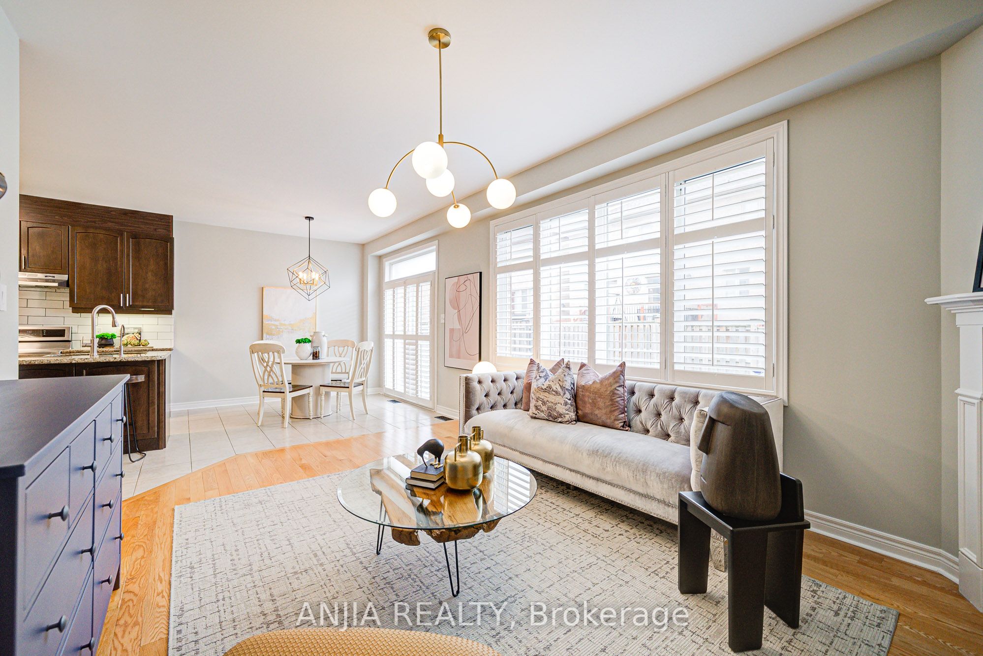 9 Desjardin Drive