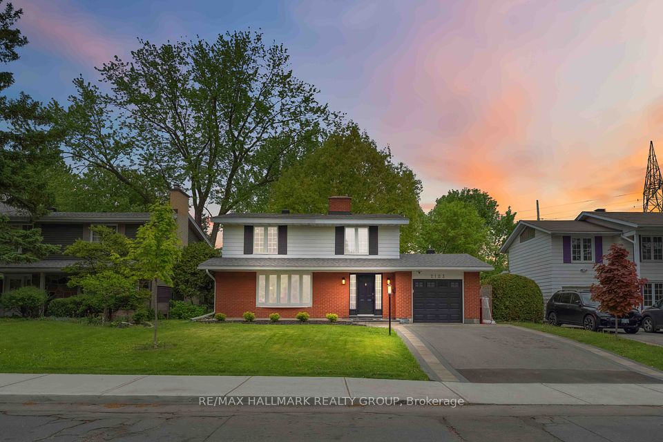 2103 Delmar