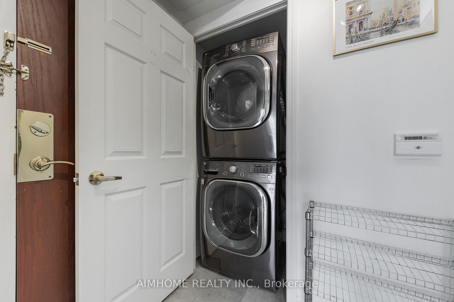 2 Bedrooms Condo at 20 Olive, Toronto For sale