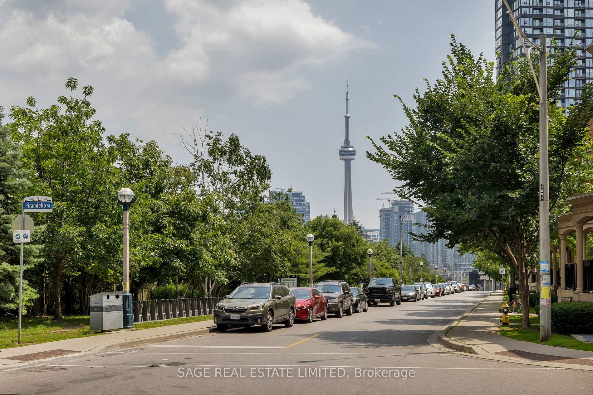 2 Bedrooms Condo at 100 Western Battery, Toronto For sale