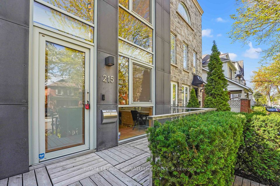 215 Bowood Avenue, Toronto, ON M4N 1Y7