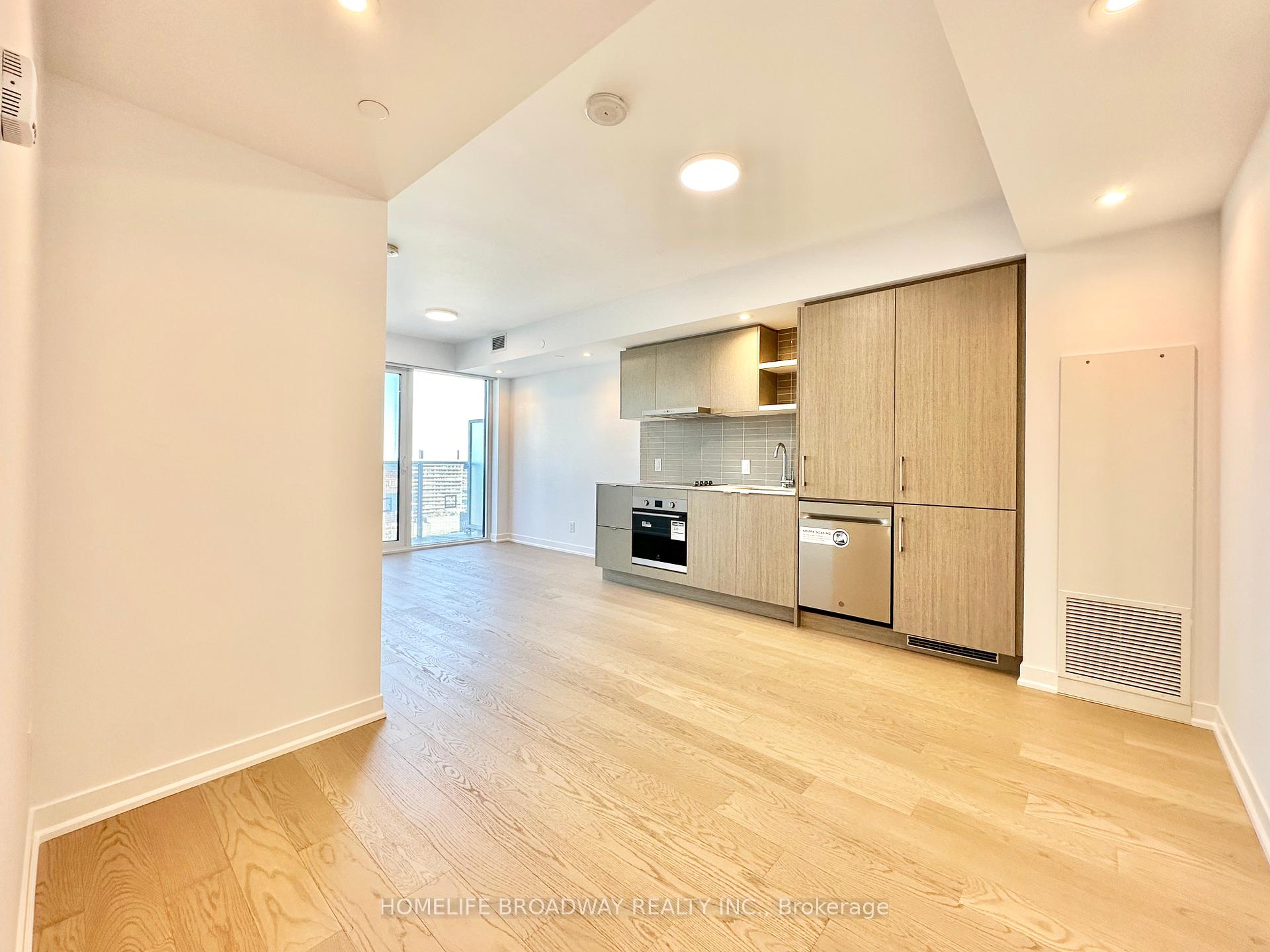 1 Bedroom Condo at 88 Harbour,  Toronto For sale