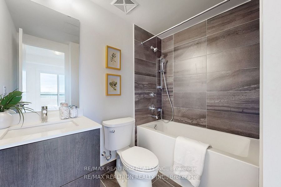 6 Steckley House Lane, #311