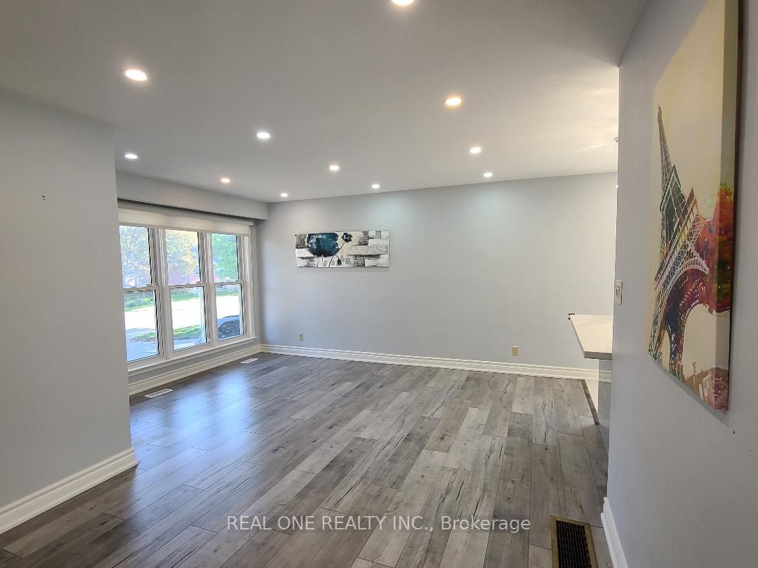 412 Osiris Drive, #Main