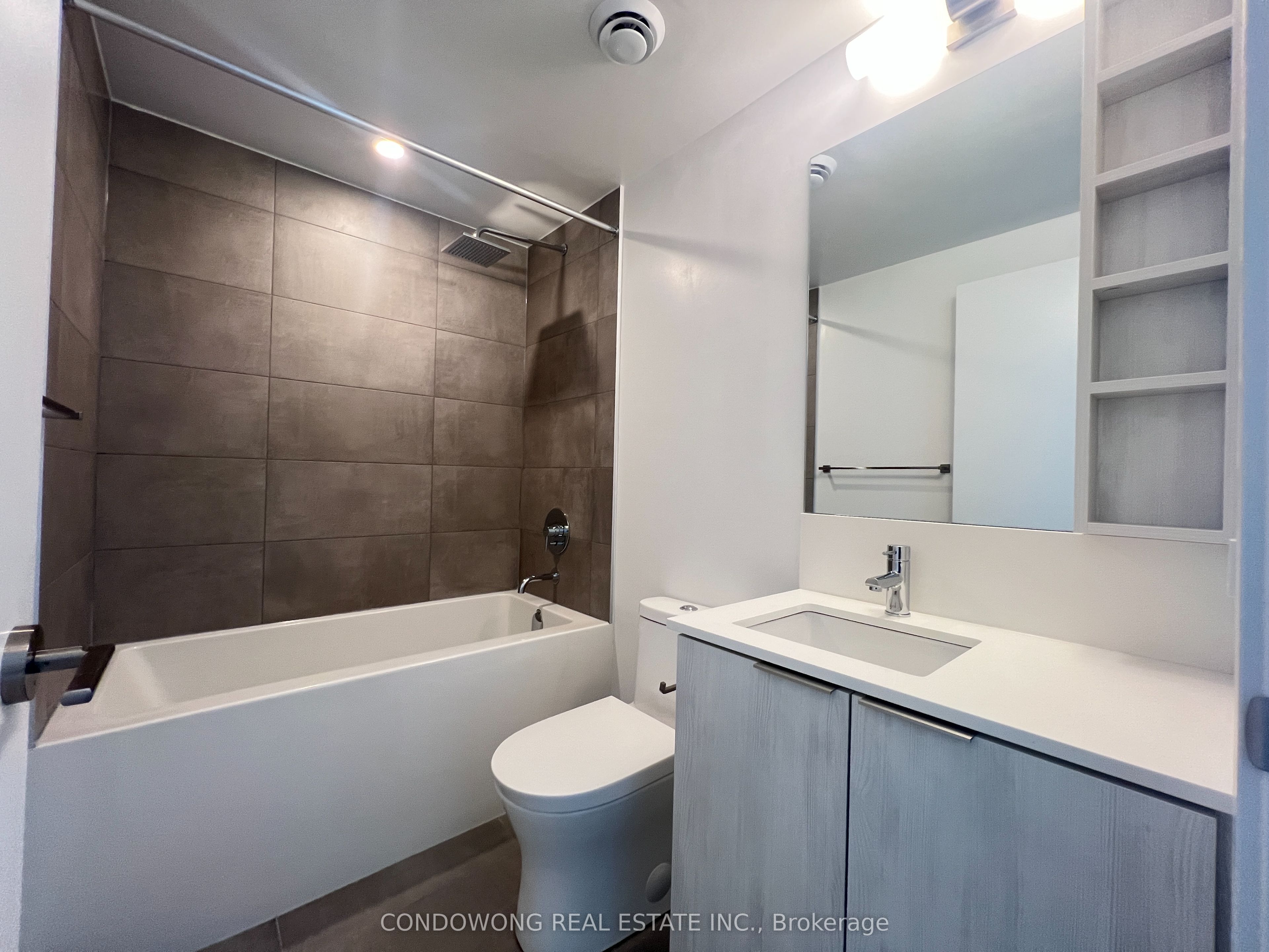 8 Wellesley Street W, #4109