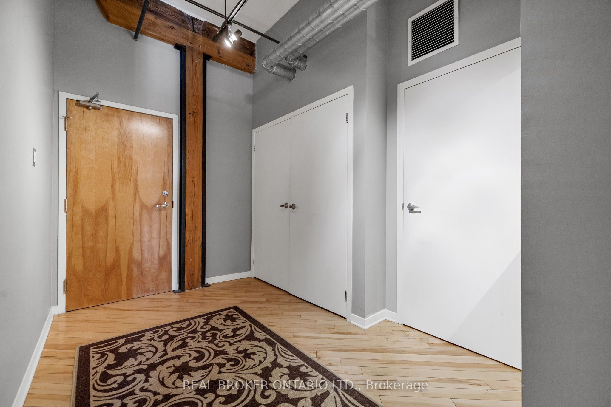 #209 - 95 Beech Street, DowsLakeCivicHospitalandArea, ON K1S 3J7