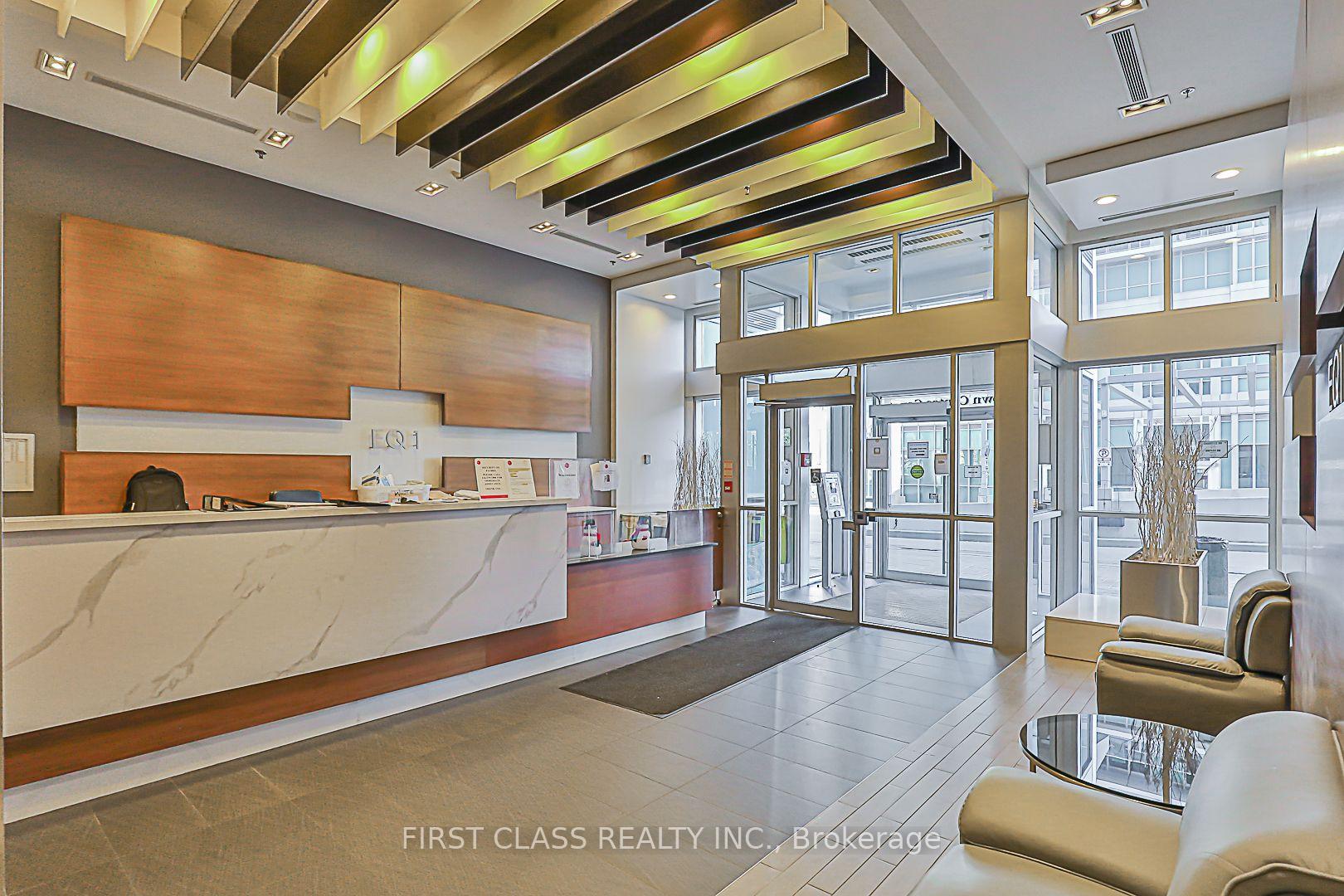 1 Bedroom Condo at 70 Town Centre, Toronto For sale