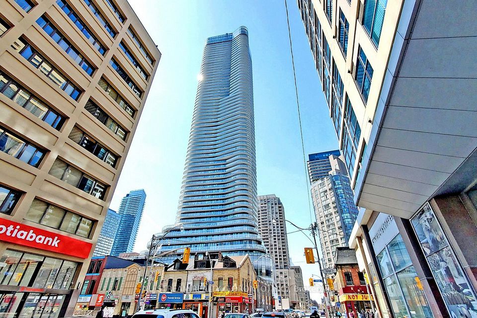 11 Wellesley Street