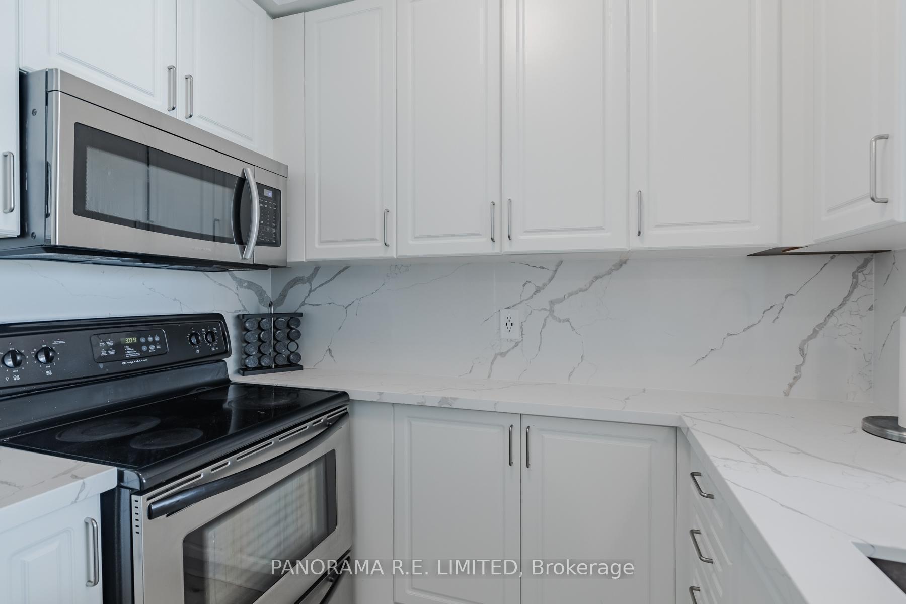 3 Bedrooms Condo at 235 Sherway Gardens, Toronto For sale